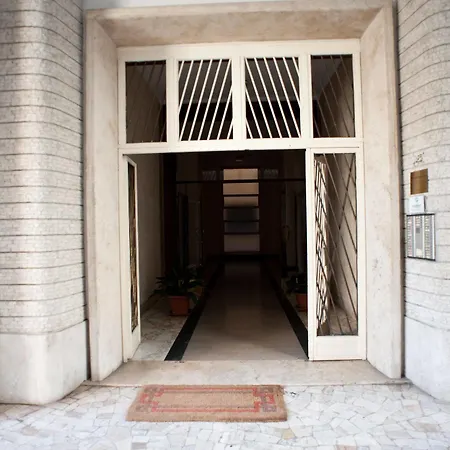 阿诺多米尼住宿加早餐旅馆 4*